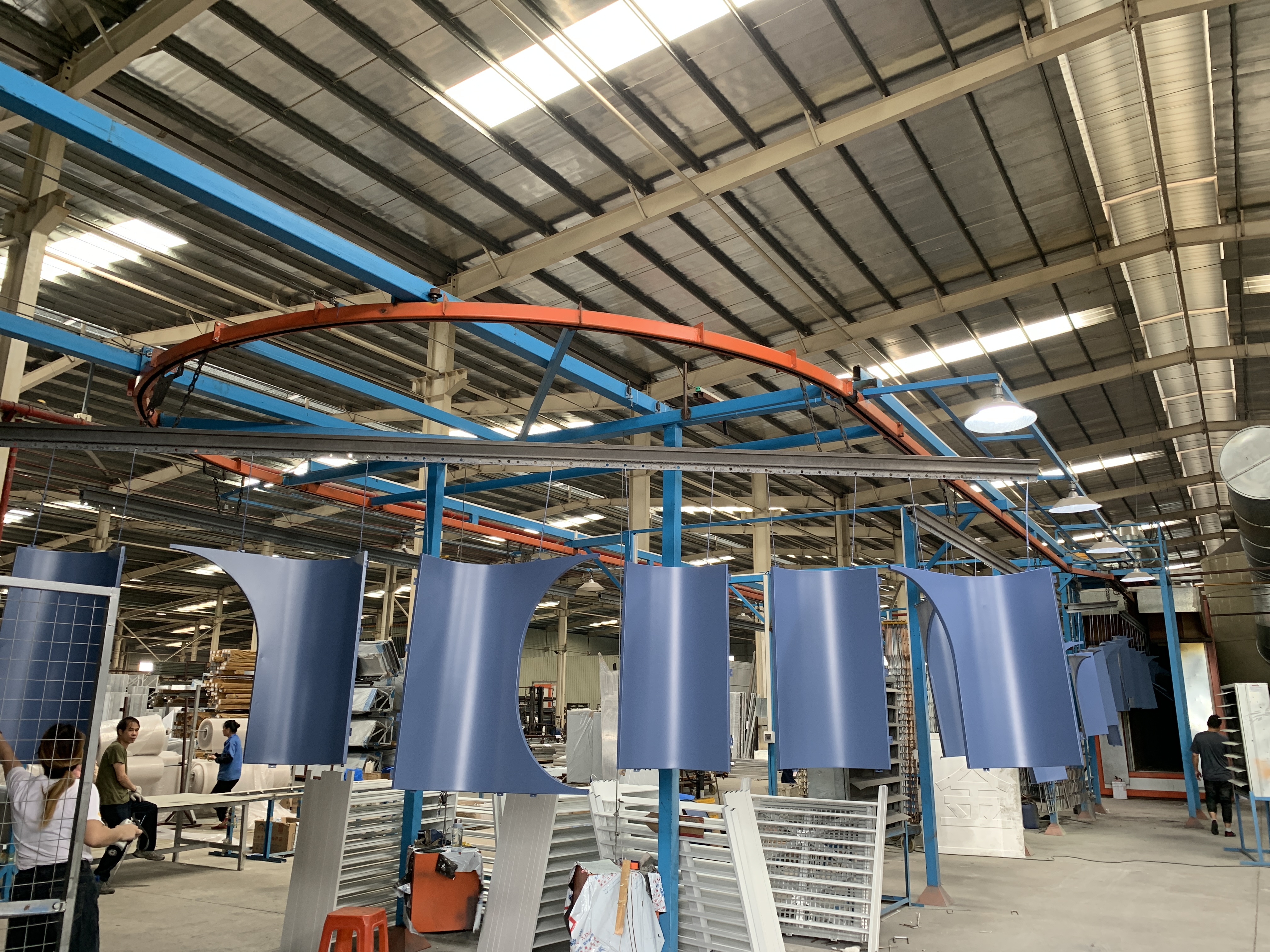 生产车间 - 氟碳喷涂